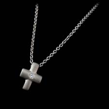 Religious Jewelry Platinum cross with diamond