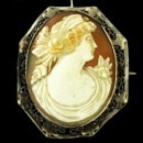 A beautiful early 20th century antique cameo brooch/pendant. 
Very pretty carving in excellent condition,  The piece measures 39mm x 33mm and weighs 7.4 grams.  All gold is also tested by us.