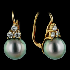 Pearl Collection Black Tahatian Pearl and Diamond earrings