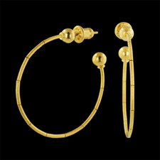 Gurhan's pure 24K gold elegant Rain Hoops, with a 1.5 inch diameter.