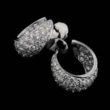 An absolutely gorgeous set of platinum pave earrings by Gumuchian.  The set hangs 15.0mm off the ear and has diamonds inside and out. The pair is set with 1.95ct of diamonds.  18kt yellow gold is available for $6,400.00 8mm width.