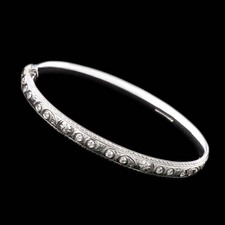 Charles Green Charles Green 18kt engraved bangle bracelet diamonds
