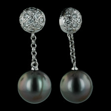 Pearl Collection Black Tahitian Pearl and Diamond earrings