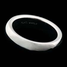 This is the finest die struck wedding band made. The ring is available in 4, 6, 8, 10mm widths and is 2.5mm thick. Lovingly called the 