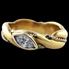 Estate Jewelry 14k yellow gold marquise diamond ring