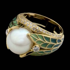 Nouveau Collection 18kt yellow gold white pearl ring