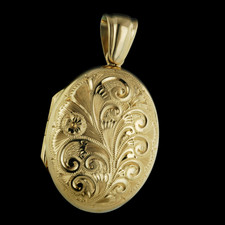 Charles Green 18kt gold hand engraved locket