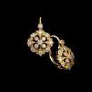 Petite and elegant, Beverley K's 18kt yellow gold pair of diamond set earrings are a wonderful addition to any collection, also available in white gold. 