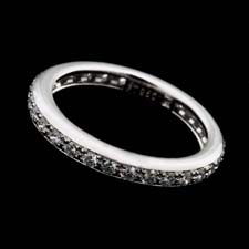 Gumuchian Eternity Platinum wedding ring