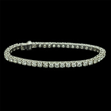 An absolutely stunning straight line 18kt and diamond tennis bracelet from the Pearlman's Collection. This bracelet is available at three carat weights: 2.00ct, 3.0ct and 3.50ct. total diamond weight.  These diamonds are VS clarity F-G color and Ideal cuts.  Best made!
