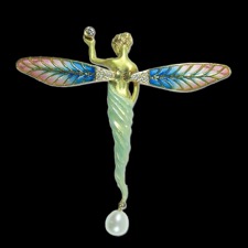 Nouveau Collection Dragonfly lady pendant